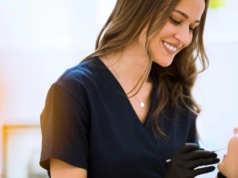 Branża beauty wciąż potrzebuje specjalistów. Jak zdobyć kwalifikacje technika usług kosmetycznych?