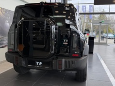 „Chiński Defender” w cenie hybrydowej Kii Sportage. Efekt? Zamówień na 4 miesiące do przodu