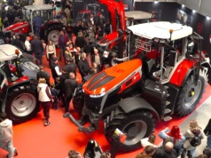 Nowy 5S z przekładnią Dyna-VT, potężny 9S.425 i popularny 5M.95. Skarby Massey Fergusona na Agrotechu