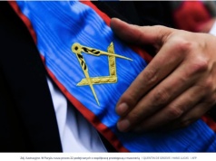 To tylko teorie spiskowe”, co nie?