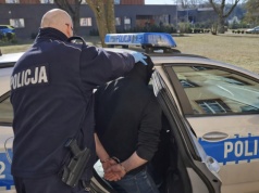 Kto kieruje taksówkami? Policja wyłapała lewe prawa jazdy i kierowców poszukiwanych listem gończym