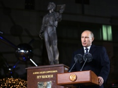 Rosja nie jest wzorem dla prawicy. Karol Nawrocki to rozumie