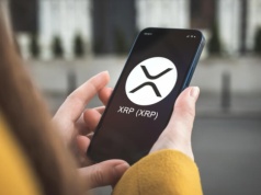 XRP powtarza schemat z 2022 roku? Analityk wskazuje dokładną datę możliwego dołka