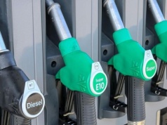 Orlen wstrzymuje sprzedaż paliw. Nadchodzi nowa era na stacjach, a kierowcy poczują …