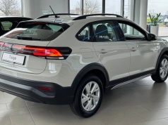 Volkswagen sprzedaje SUV-a coupe z automatem za 72 tys. zł. Klienci ruszyli po niego masowo