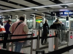 Nowe kontrole graniczne opóźnią podróże na święta