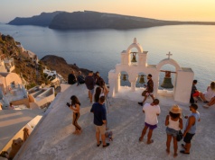 Wakacje na greckiej wyspie za 1699 PLN ☀️🇬🇷 Loty na Santoryn + 7 noclegów z basenem 💦😎