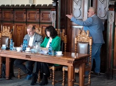 Chojnice: wiceprzewodniczący nie przyjął przeprosin od radnego.  „W części wprost zaprzecza faktom”