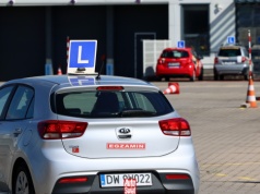 Minister zapowiada rewolucję w prawach jazdy. Założę się, że nie dotrzyma słowa. Nie pozwolą mu