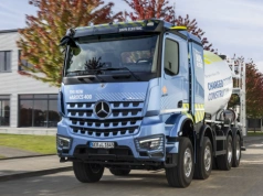 Budowlany, czteroosiowy elektryk wchodzi do sprzedaży – Mercedes-Benz eArocs 400