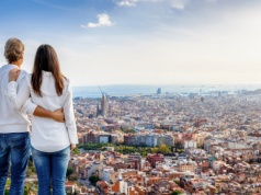 Tylko 178 PLN za loty do Barcelony na początku wakacji❗😮