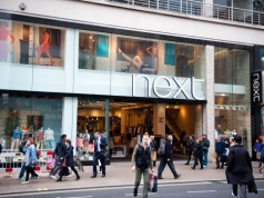 Ceny odzieży mogą wzrosnąć o 10 proc. z powodu wojny na Bliskim Wschodzie