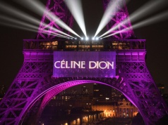 Céline Dion wraca na scenę w wielkim stylu. Paryż przygotowuje się do jej koncertów