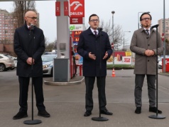 Rząd wciąż nie podał maksymalnych cen paliw na 1 kwietnia. Orlen uspokaja