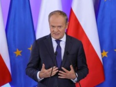 Tusk uderza w Szijjarto. "Potwierdzenie politycznej zależności"