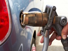 Niższe ceny paliw nie dla wszystkich. Ponad 2 mln kierowców poza programem CPN