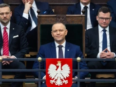 Zamieszanie ze ślubowaniem sędziów TK. "Prezydent próbuje dzielić koalicję"