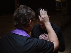 Od nowego roku akademickiego ruszy studium przygotowania do posługi uwalniania duchowego