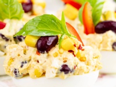 Jajka faszerowane po meksykańsku