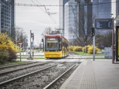 Remont torowiska tramwajowego na Towarowej. Utrudnienia dla pasażerów i kierowców