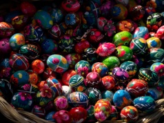 Święta pod kontrolą: Blisko połowa Polaków stabilizuje wydatki wielkanocne