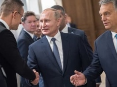 Węgry. Coraz mocniejsze dowody na współpracę Orbána z Kremlem. W tle samoloty z pieniędzmi