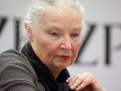 Iredyński był przemocowcem, znęcał się nad Staniszkis. "Raz rąbnął mnie kluczami, raz smyczą"