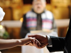 Tyle kosztuje rozwód kościelny. Padła konkretna kwota