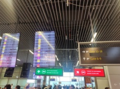 Lotnisko. Niebezpieczne przedmioty znajdowały się w bagażu pasażera