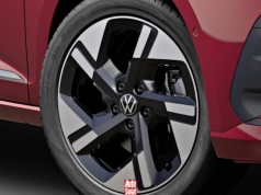 Volkswagen wygładził Caddy’ego. Kombivan z Polski dostał nową twarz