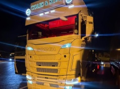 Kolejna kradzież orurowania podczas nocnej pauzy – osłona Truxa za kilka tysięcy euro