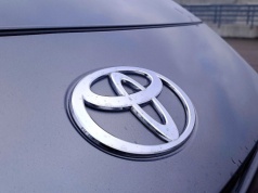 Toyota zmienia strategię. Szybkość i oszczędności ważniejsze od jakości