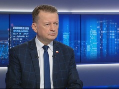 Trump grozi wyjściem USA z NATO. "Mobilizuje sojuszników"