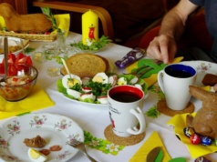 Ceny tych produktów poszły w górę przed Wielkanocą. Polacy będą musieli sięgnąć głębiej do portfeli