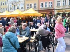 Trzy tysiące porcji żurku i pięć tysięcy jajek – śniadanie wielkanocne w Opolu