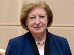 Kobiety u sterów. Od starożytnych monarchiń do współczesnych premierek