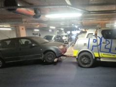 Zostawił samochód na nowym dworcu w Lublinie i przestał się nim interesować. Auto odholowano