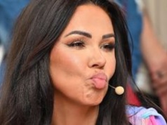 Sylwia Bomba zdradza, jakie ma wykształcenie i z dumą ogłasza: "Nigdy w życiu NIE PRACOWAŁAM NA ETACIE"