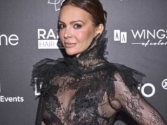 Odważna koronka i rozcięcie. Wendzikowska przyciągnęła spojrzenia