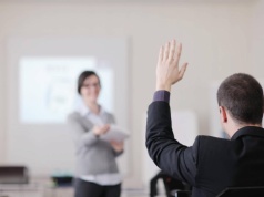 Kurs dobrego wychowania dla dorosłych jako element budowania marki osobistej