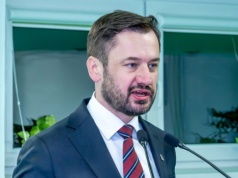 Prezydent Aleksander Miszalski żąda przeprosin od Krowoderskiej i grozi jej sądem. Krowoderska odpowiada