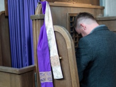 O co może zapytać ksiądz w konfesjonale? Te pytania szokują niektórych wiernych