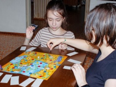 Jaka jest idealna różnica wieku między dziećmi? WHO ma swoje zalecenia, ale rodzice wiedzą lepiej