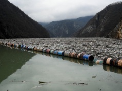 Rośnie gigantyczna góra śmieci. Eksperci: Sytuacja wymknęła się spod kontroli