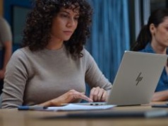 Laptop typowo do pracy z AI. HP EliteBook 6 G2q imponuje specyfikacją