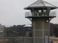 Recydywista spędzi 26 lat w więzieniu. Wyrok za brutalne zabójstwo w Dąbrowie Rzeczyckiej prawomocny