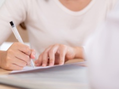 Postępowanie karne blokuje dostęp do zawodu medycznego. Będą zmiany?