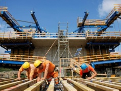 Paradoks bezrobocia w Polsce. Jest najwyższe i najniższe od lat. Jak to możliwe?