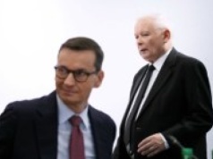 Kaczyński zdyscyplinował Morawieckiego. Wielki Czwartek w PiS