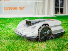 Wyrzuć kable i zapomnij o antenach. Sunseeker pokazał kosiarki z noktowizorem i AI